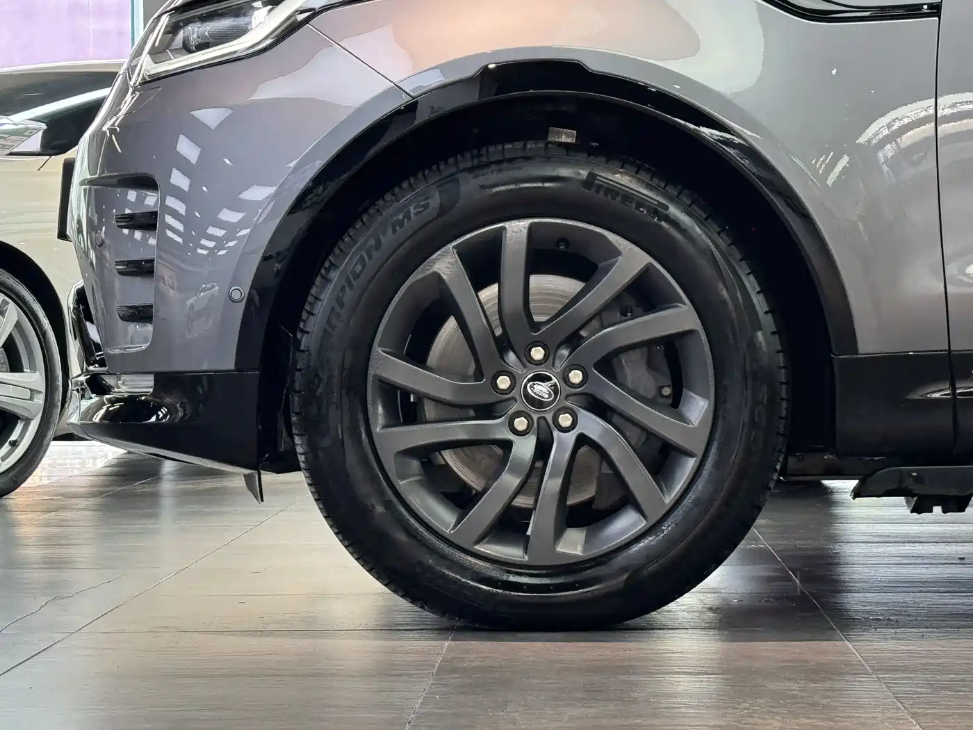 Land Rover Discovery 2021 360PS R-Dynamic S фото 17