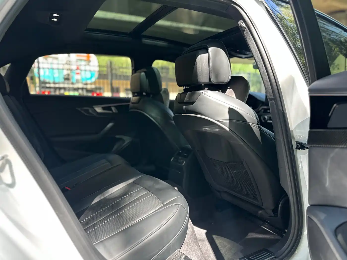 Audi A4L 2024 40 TFSI Luxury Dynamic фото 16