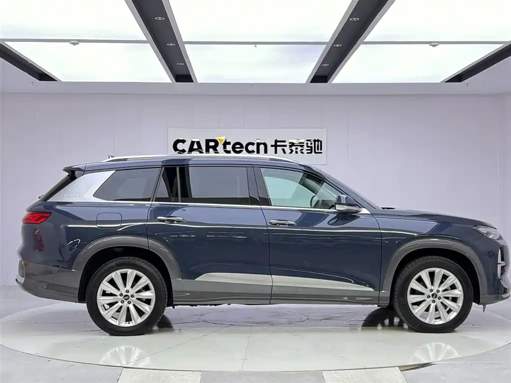 Audi Q6 2024 2024 45 TFSI quattro Qi Yun Yu Lin Package 6-seater