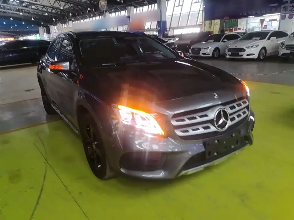 Mercedes-Benz GLA 2019 GLA 200 Fashion фото 4