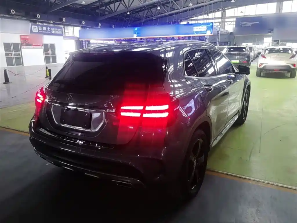Mercedes-Benz GLA 2019 GLA 200 Fashion фото 7