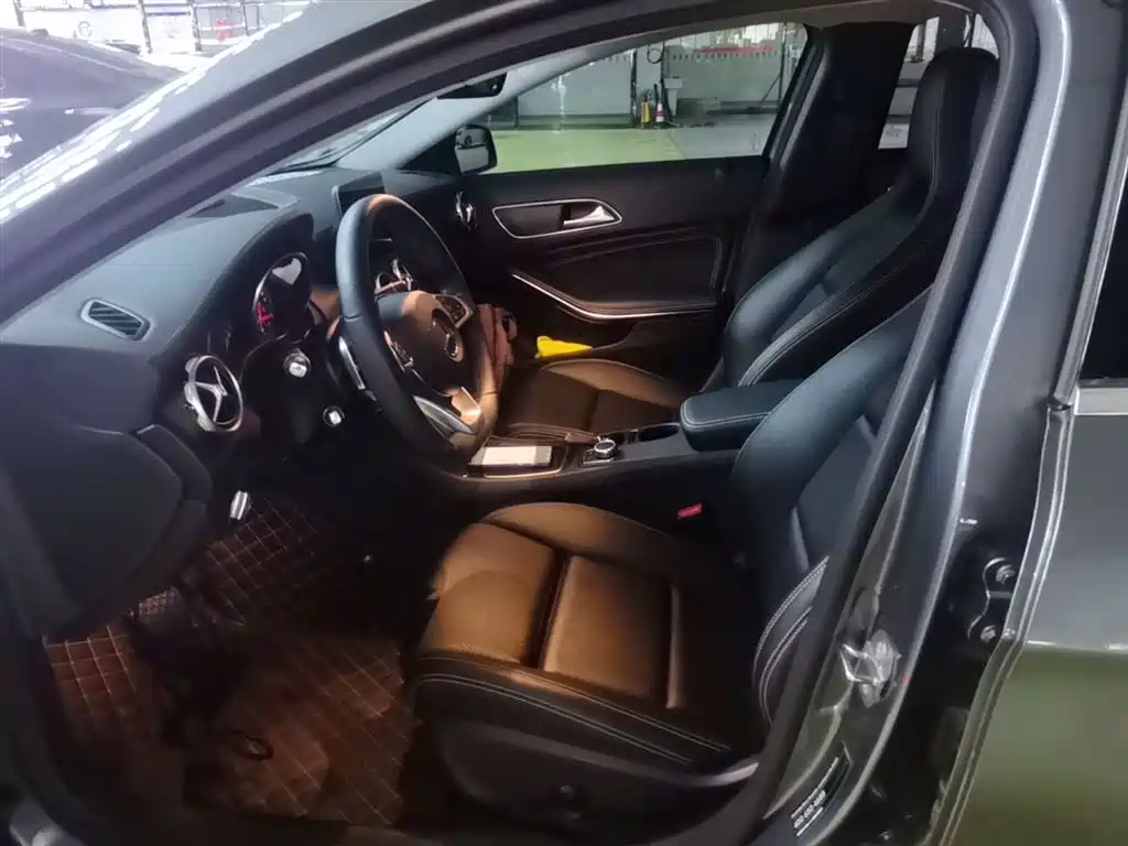Mercedes-Benz GLA 2019 GLA 200 Fashion фото 15