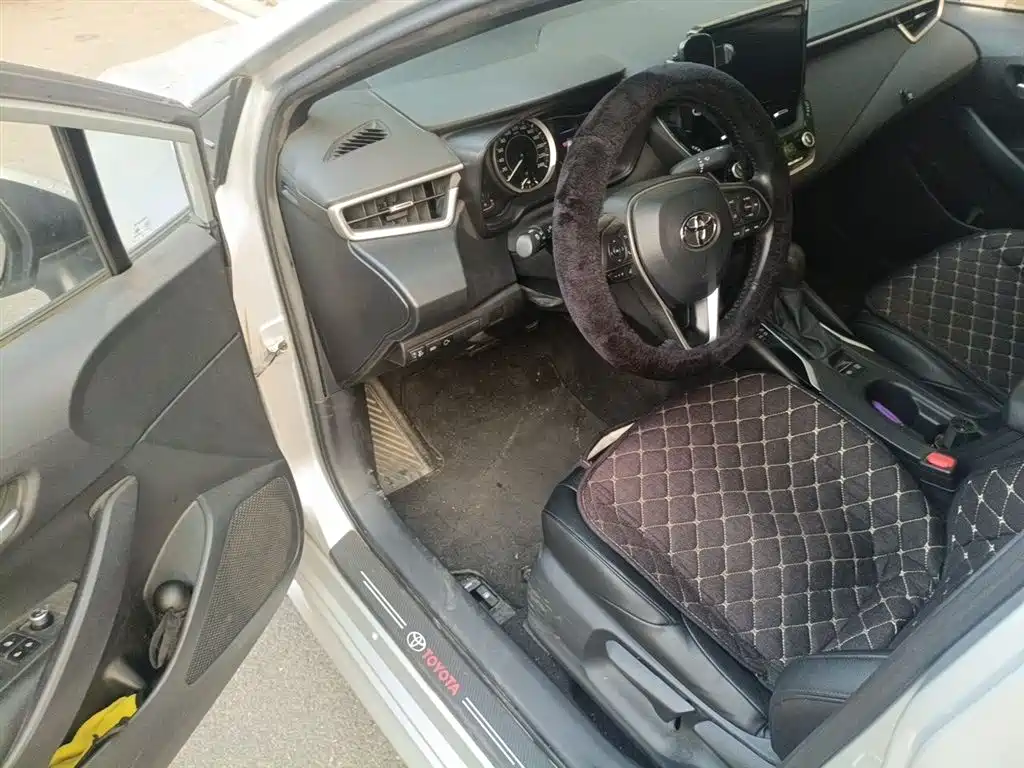Toyota Levin 2019 185T CVT Luxury Edition China VI фото 14