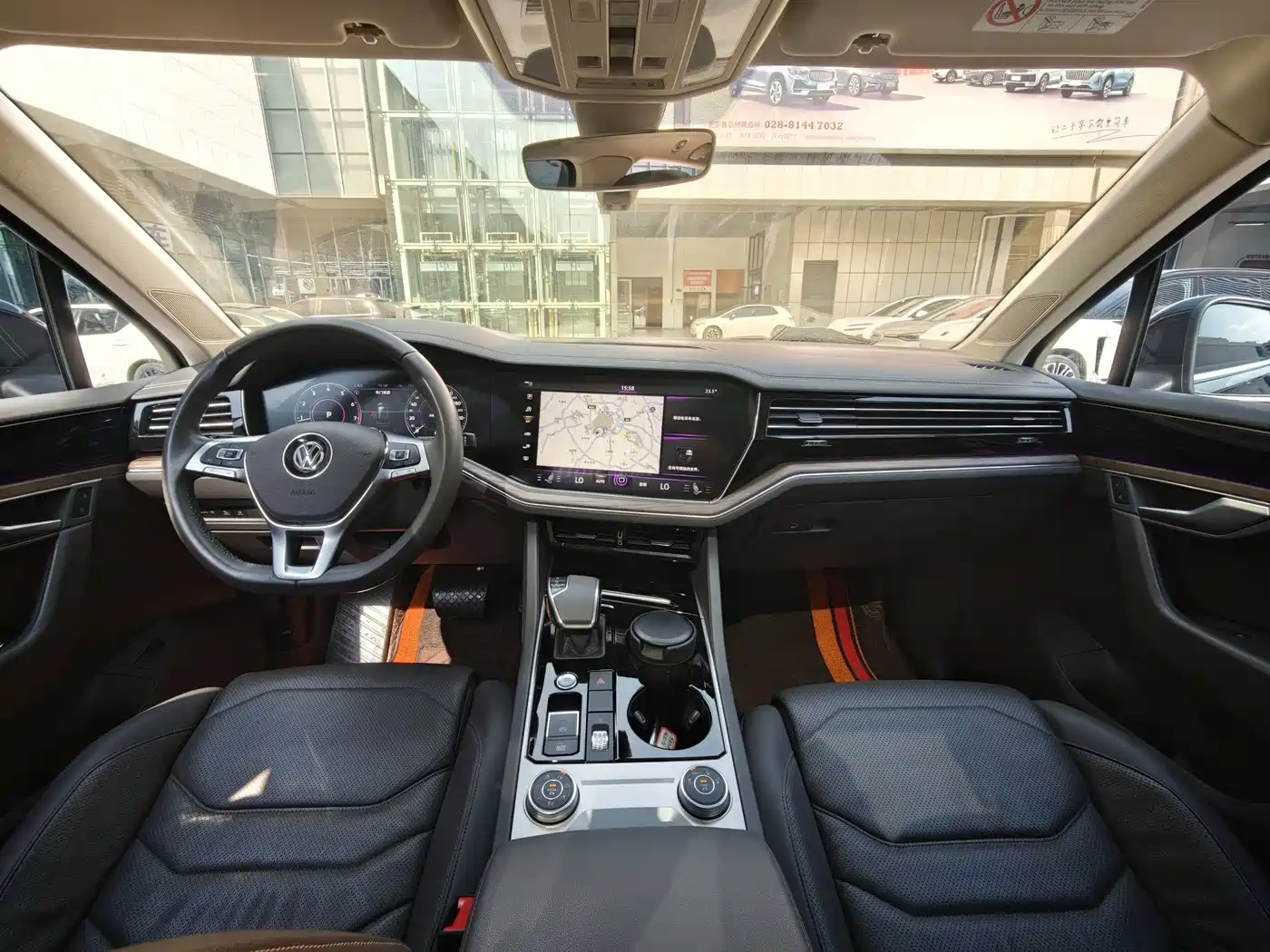 Volkswagen Touareg 2019 2.0TSI Sharp Wing Edition China VI фото 23