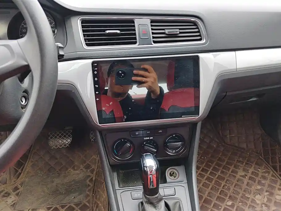 Volkswagen Lavida 2017 1.6L Automatic Trend Edition фото 13