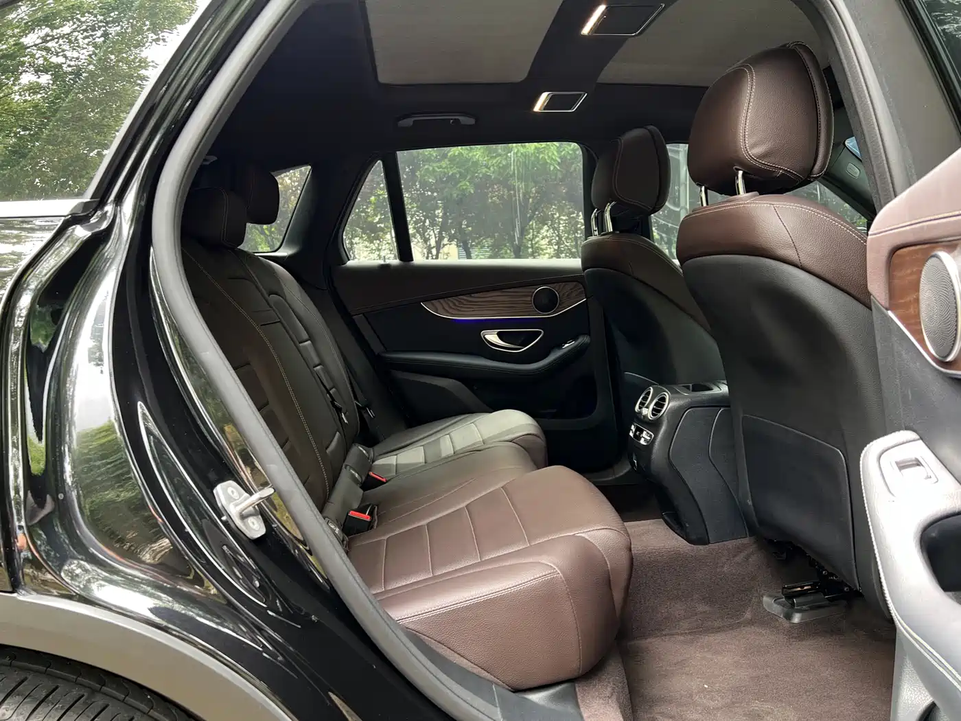 Mercedes-Benz GLC 2022 Model GLC 260 L 4MATIC Luxury Edition фото 10