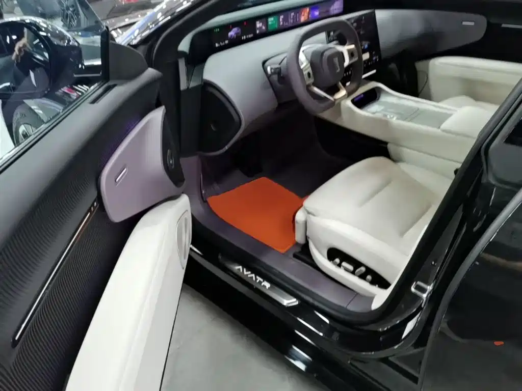 Avatr 12 2024 Facelift 700 Triple Laser RWD Luxury Edition фото 16