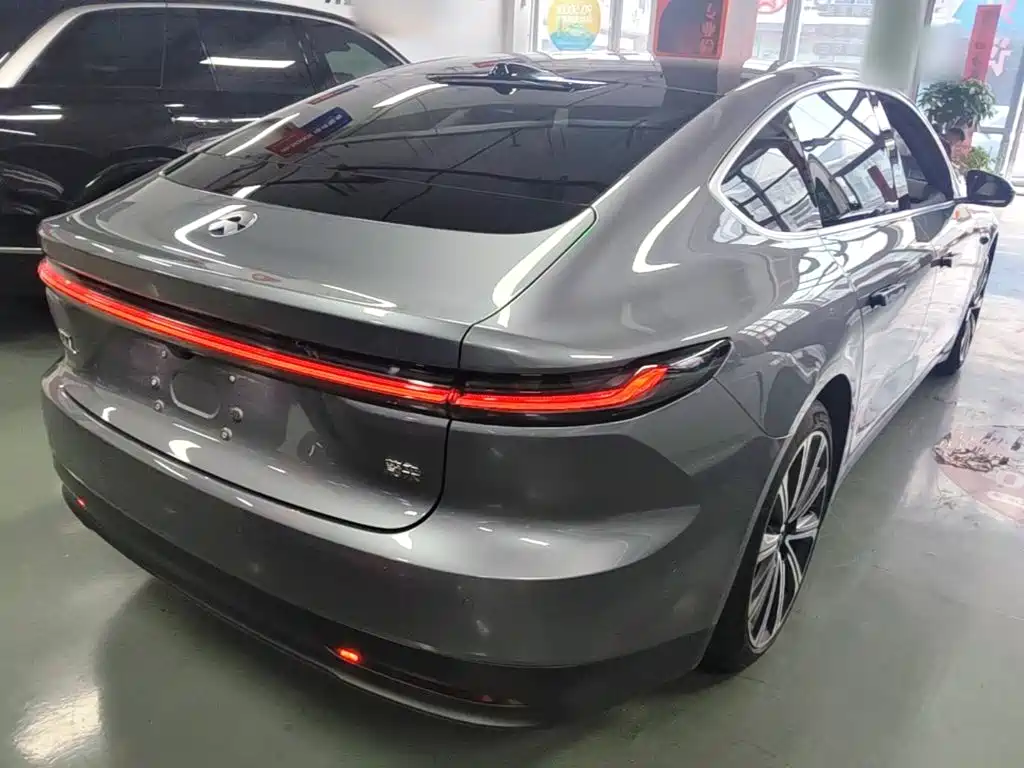NIO ET7 2025 2024 75kWh Executive Signature Edition