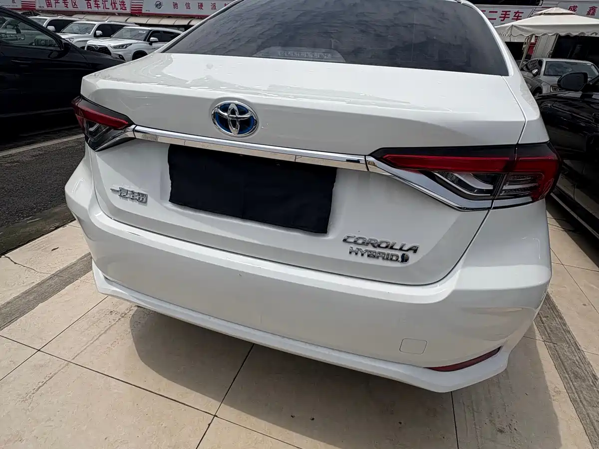 Toyota Corolla 2023 1.8L Smart Hybrid Dual Engine Pioneer Edition фото 16