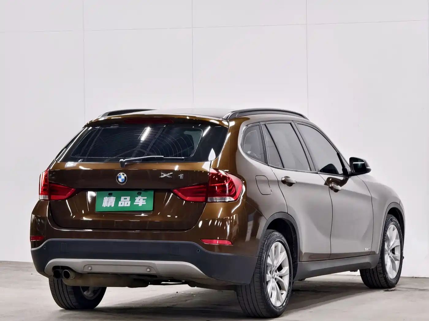 BMW X1 2014 sDrive18i Fashion Edition фото 4