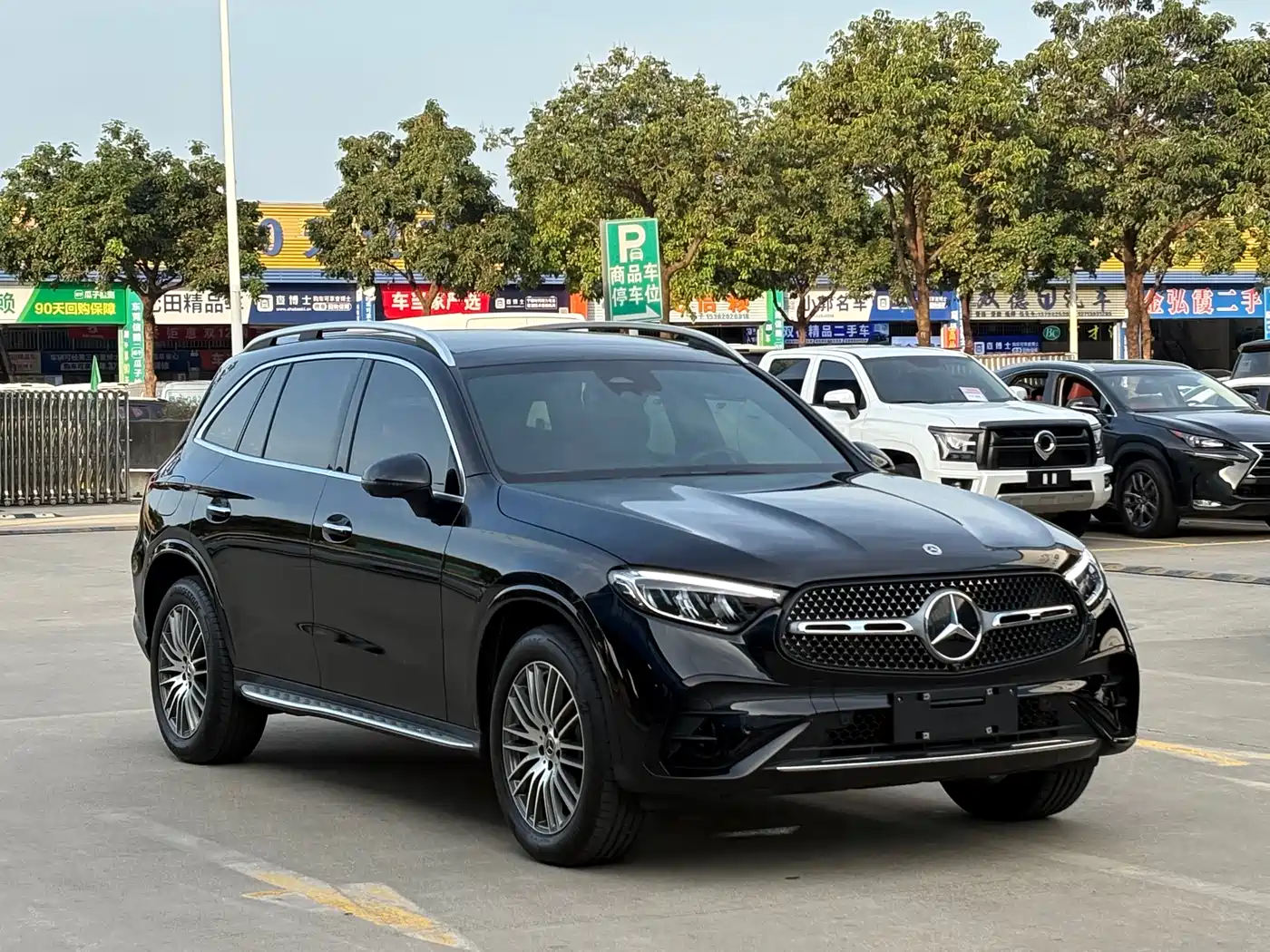 Mercedes-Benz GLC 2024 GLC 300 L 4MATIC Dynamic 5-seater фото 3