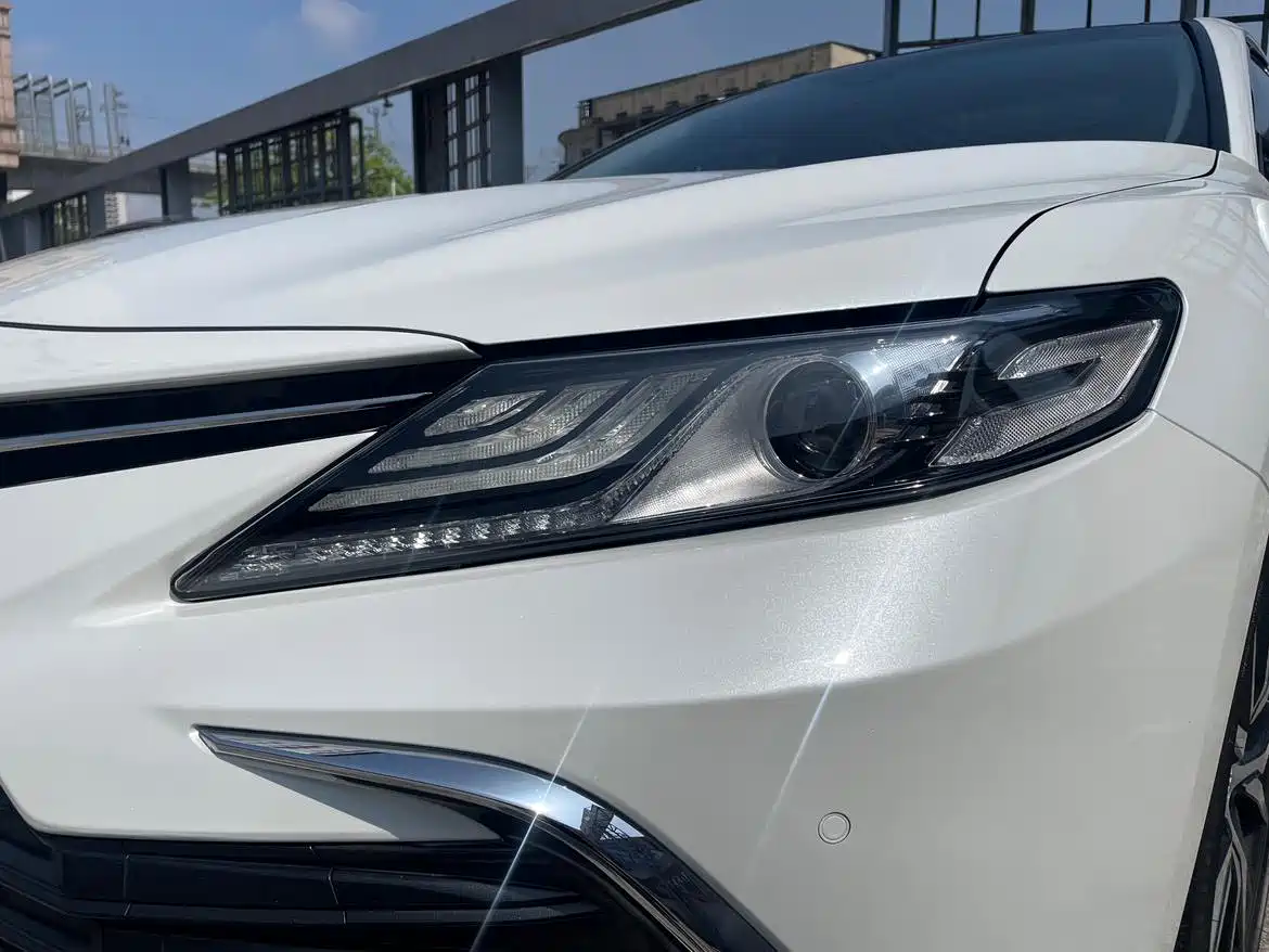 Toyota Camry 2023 2.5G Luxury Edition фото 27