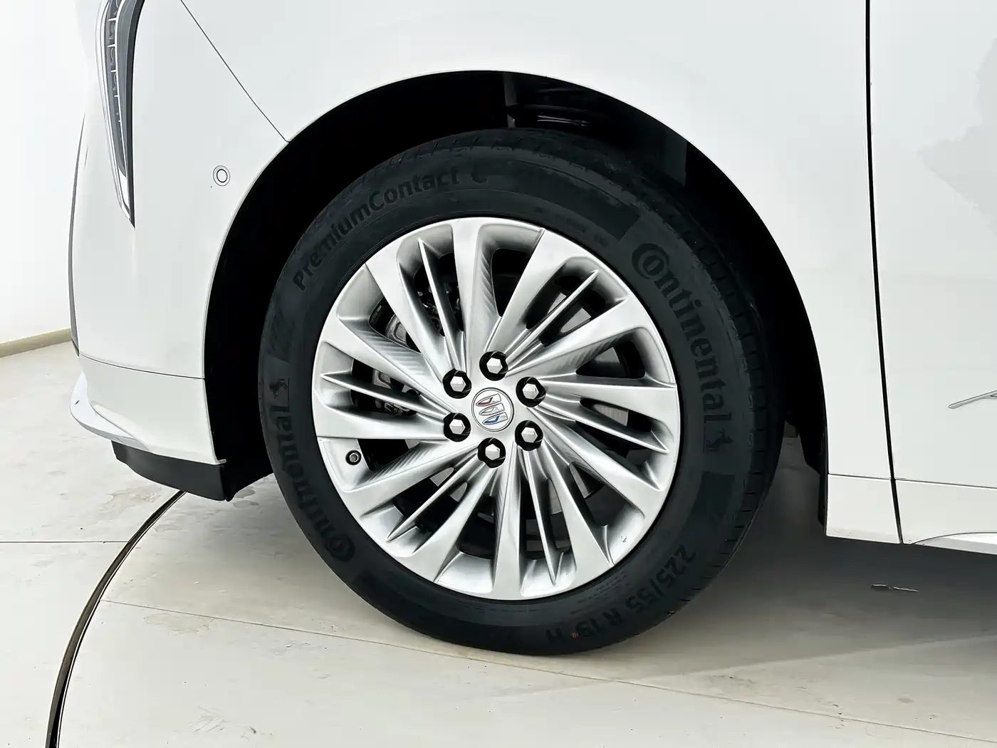 Buick Century 2023 2.0T 6-Seat World Edition фото 5