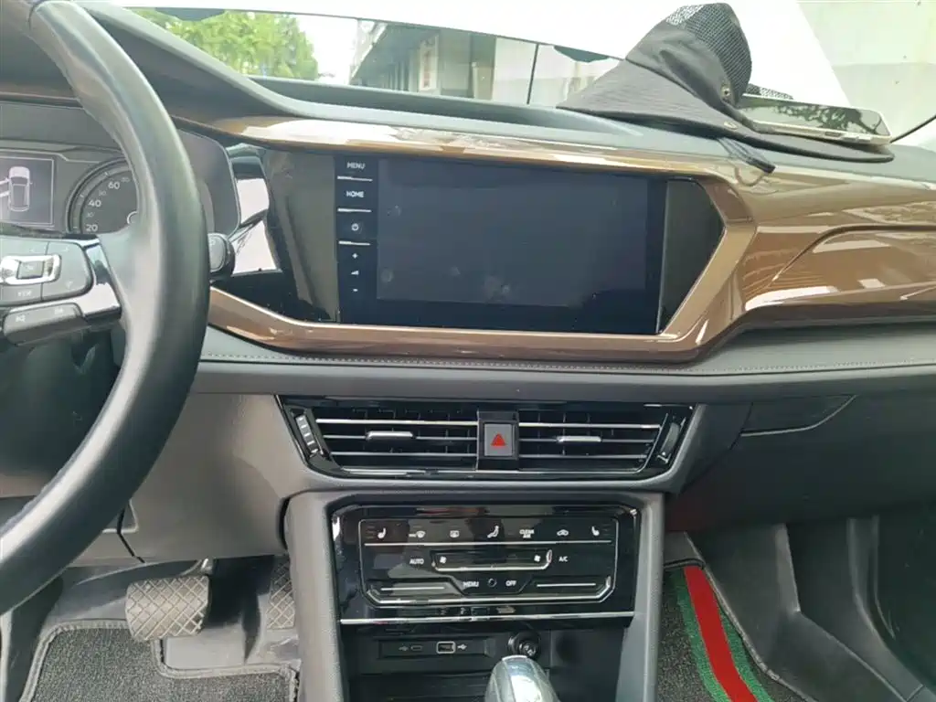 Volkswagen Tharu 2021 280TSI 2WD Luxury Plus фото 13