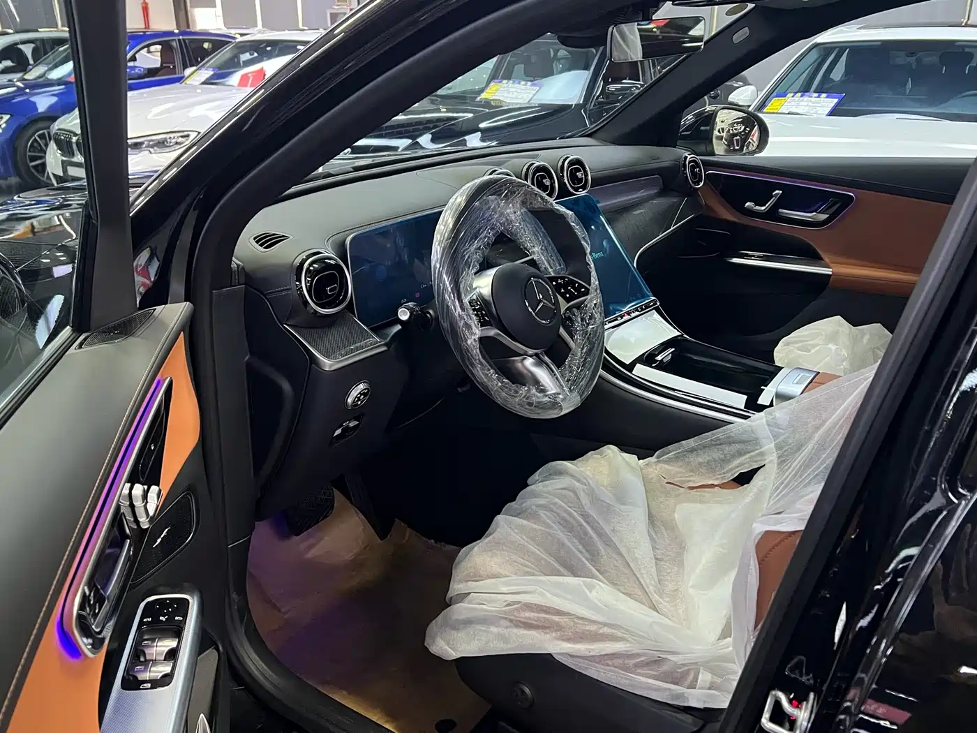 MERCEDES-BENZ GLC