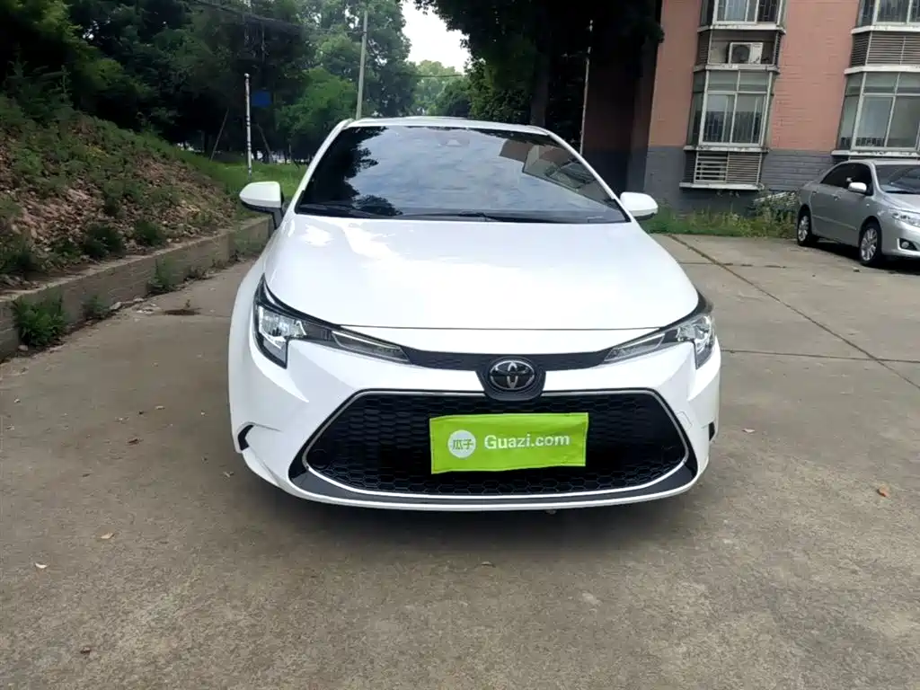 Toyota Levin 2023 185T CVT Luxury фото 3