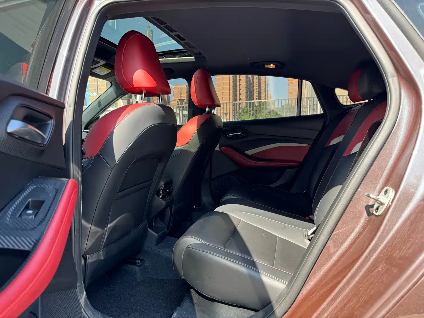 Фото 9 - MG MG5
