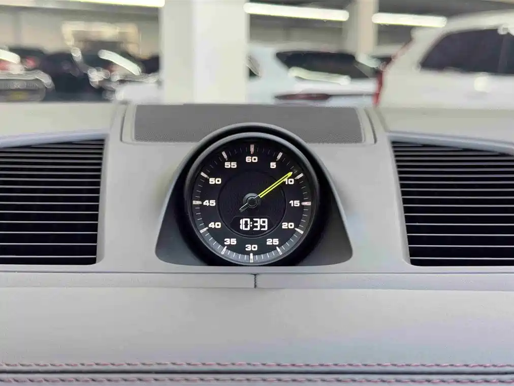 PORSCHE CAYENNE NEW ENERGY