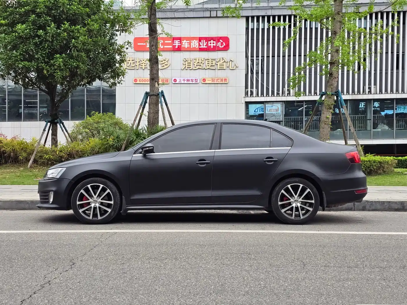 Volkswagen Sagitar 2013 2.0TSI GLI фото 4