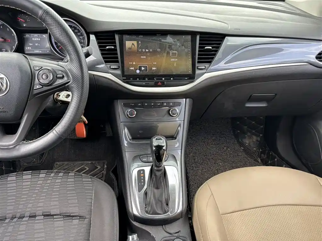 Buick Verano 2016 Hatchback 15S Auto Progressive фото 6