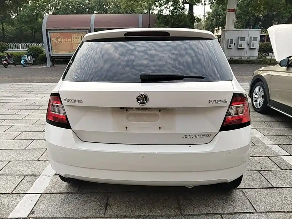 Photo 6 - Škoda Fabia