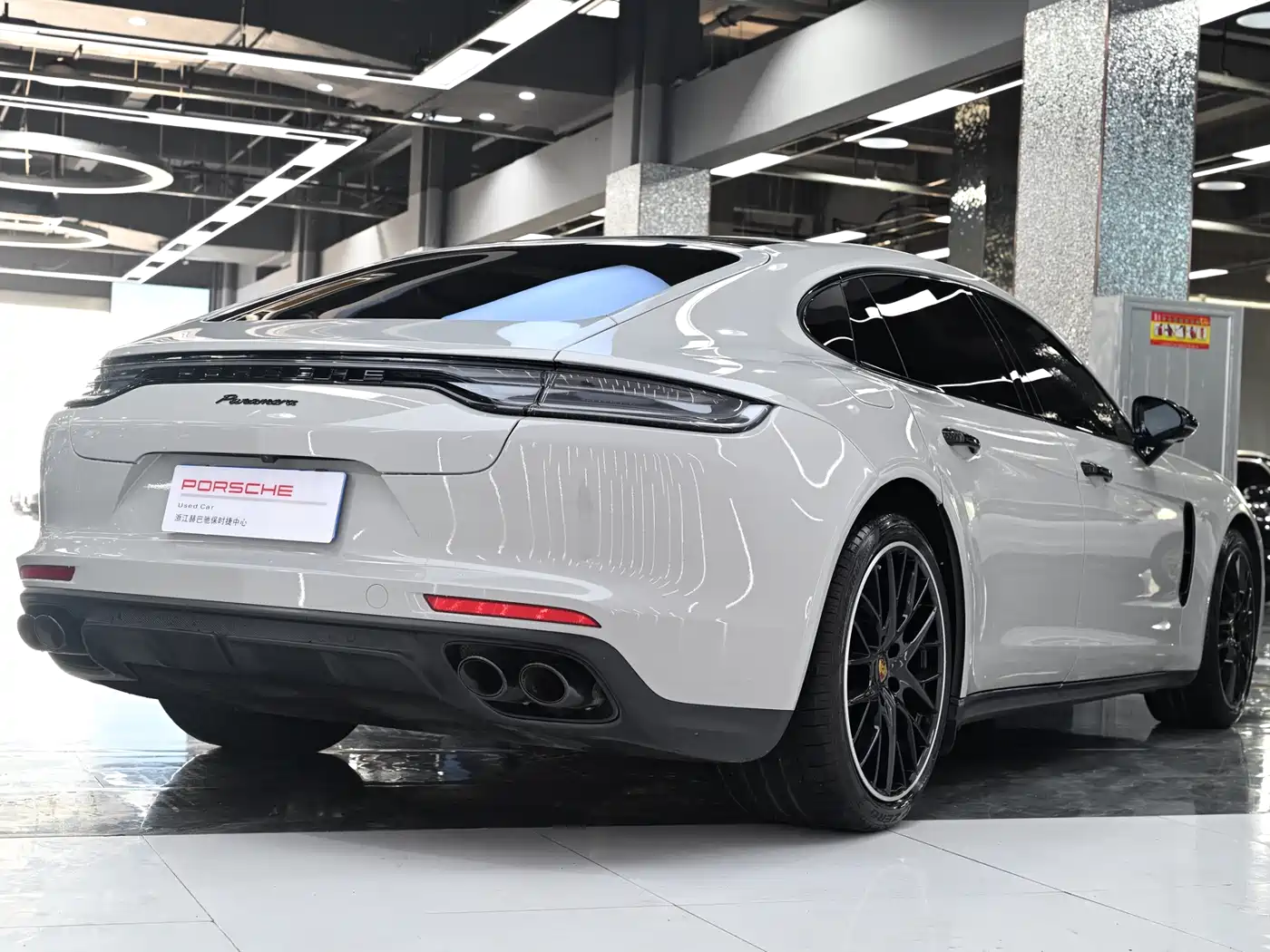 Porsche Panamera 2023 Facelift Panamera Executive Long Wheelbase Platinum Edition 2.9T фото 15