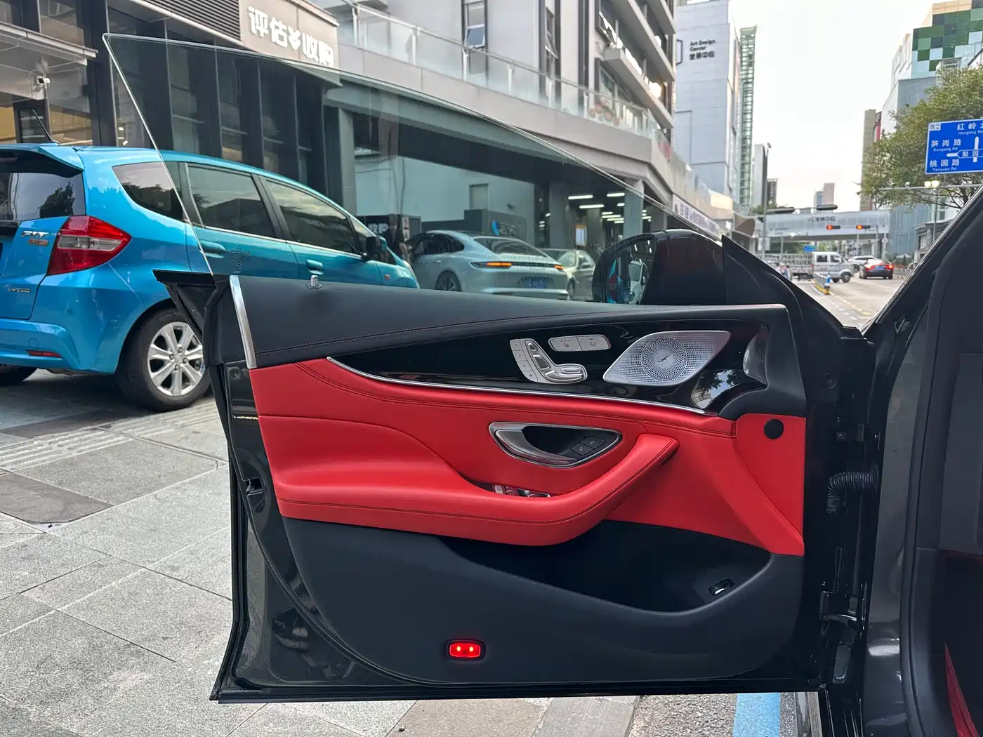 Mercedes-Benz AMG GT 2022 AMG GT 50 4-Door Coupe фото 12
