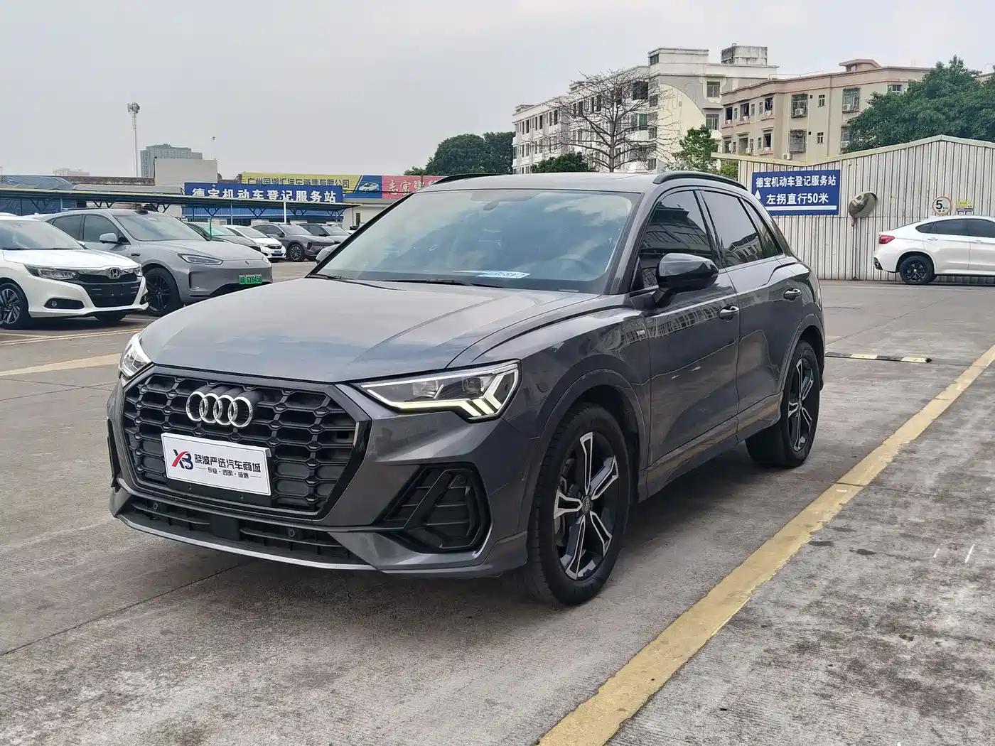 Audi Q3 2021 40 TFSI Fashion Sport