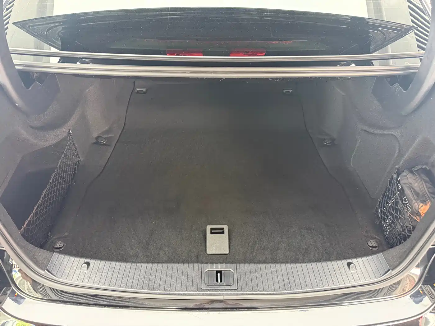 Mercedes-Benz E-Class 2015 Facelift E 260 L фото 27