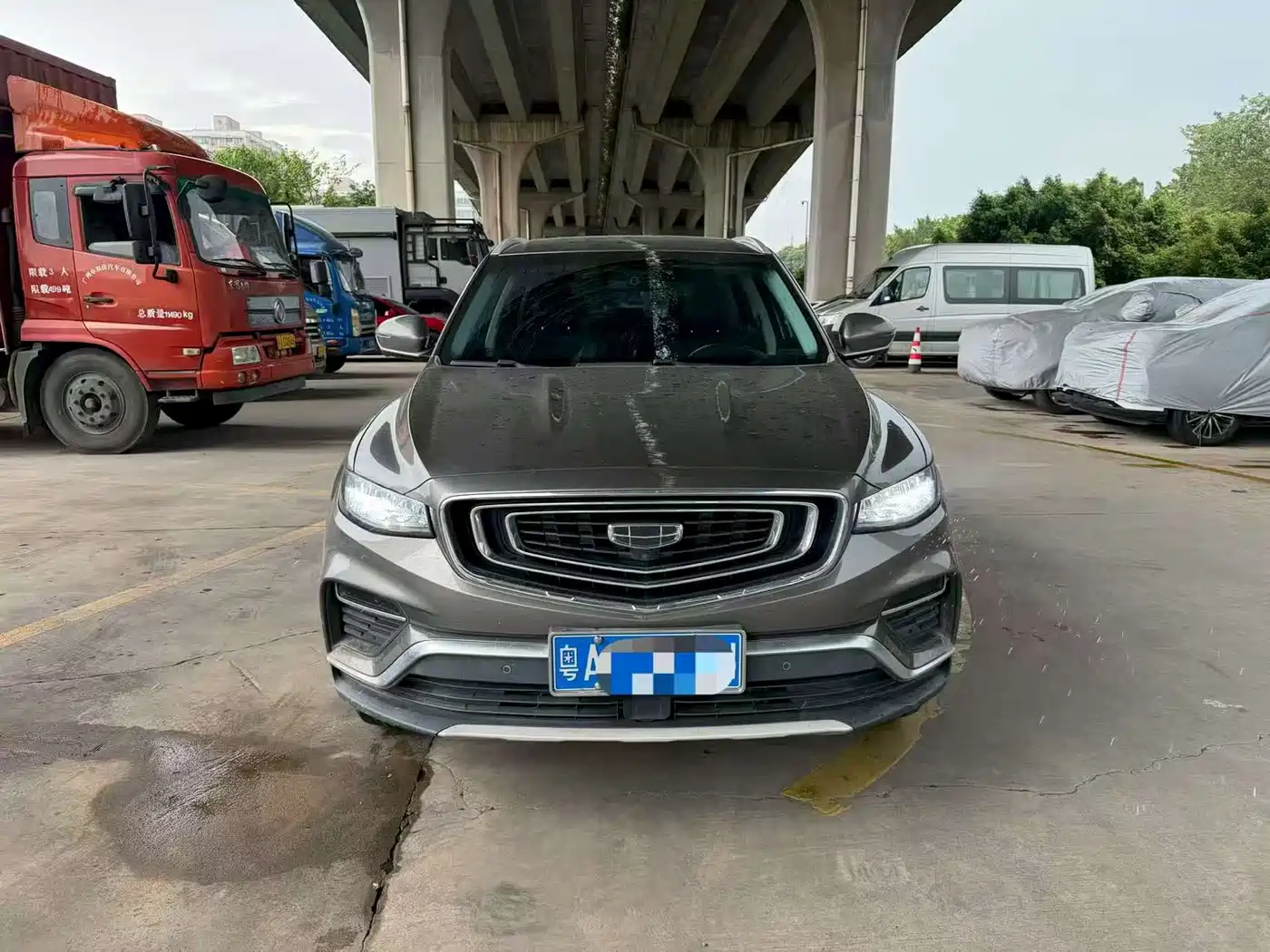 Photo 2 - Geely Boyue