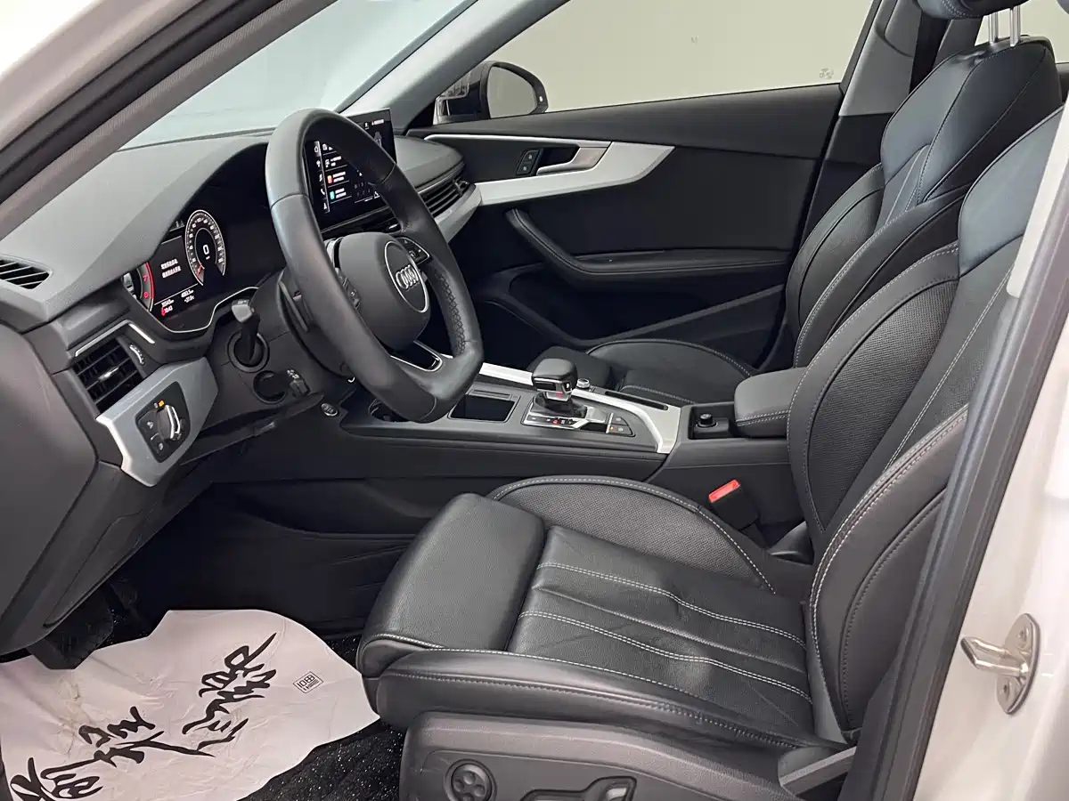Audi A4L 2022 40 TFSI Luxury Dynamic фото 4