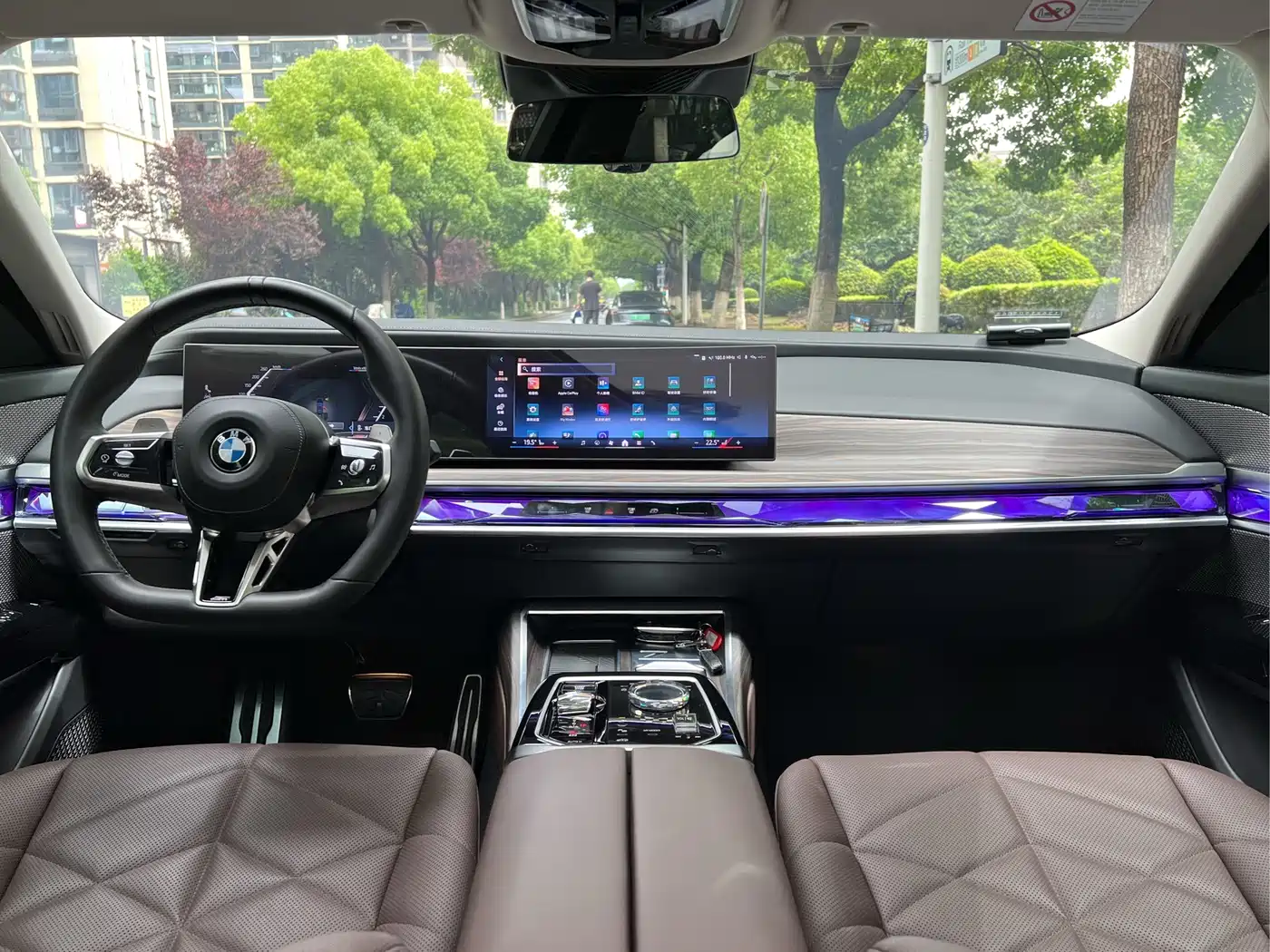 BMW 7 Series 2023 Model 735Li M Sport Package фото 12