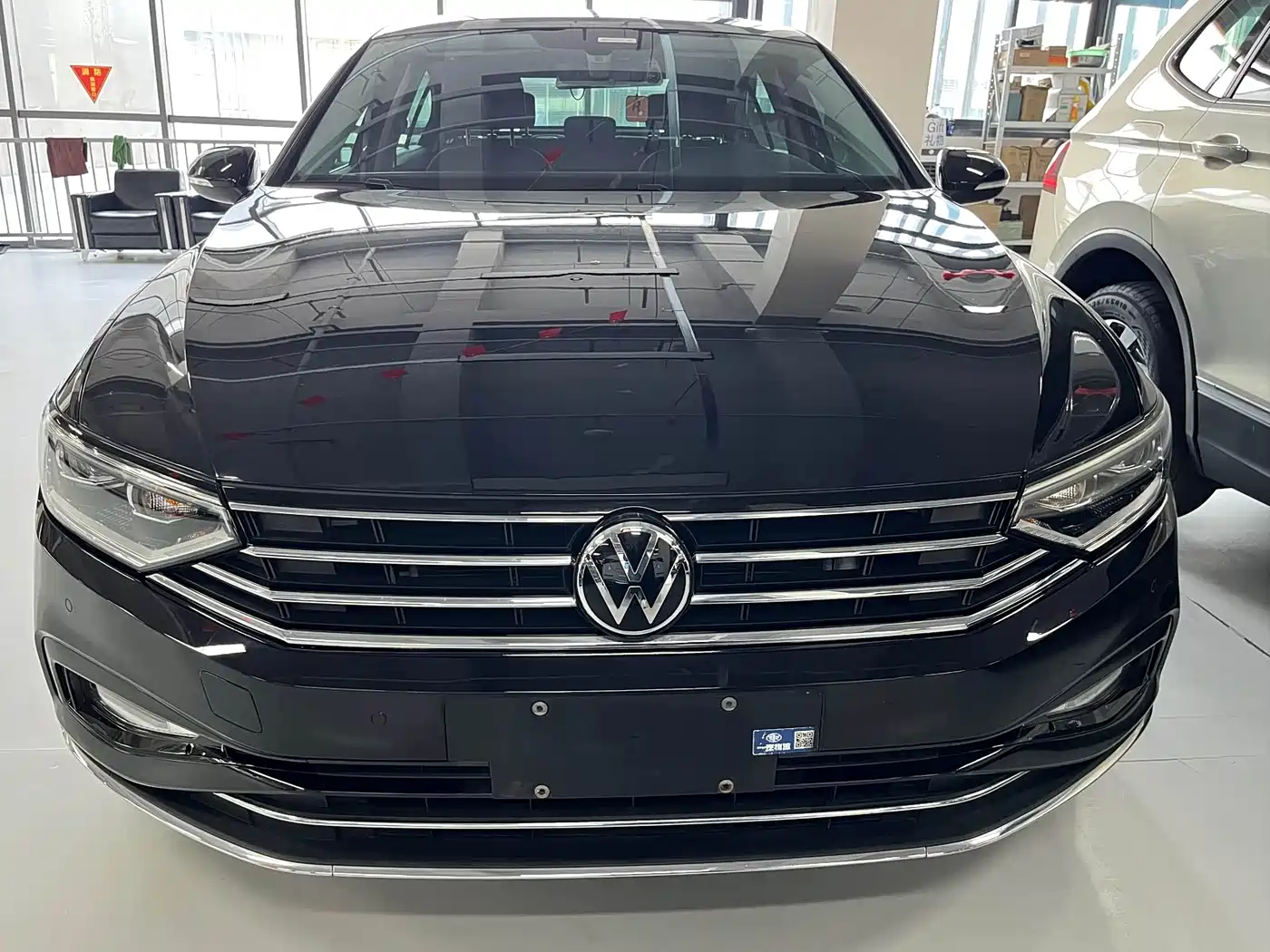 Volkswagen Magotan 2020 330TSI DSG Luxury фото 3