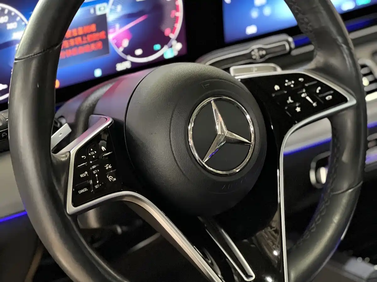 Mercedes-Benz GLE 2023 GLE 350 4MATIC Dynamic фото 4