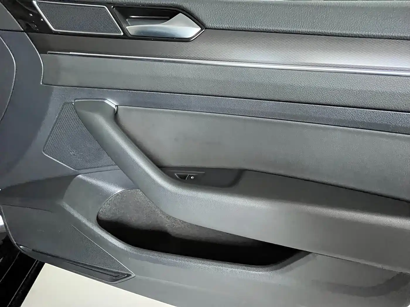 Volkswagen Magotan 2020 330TSI DSG Luxury фото 14