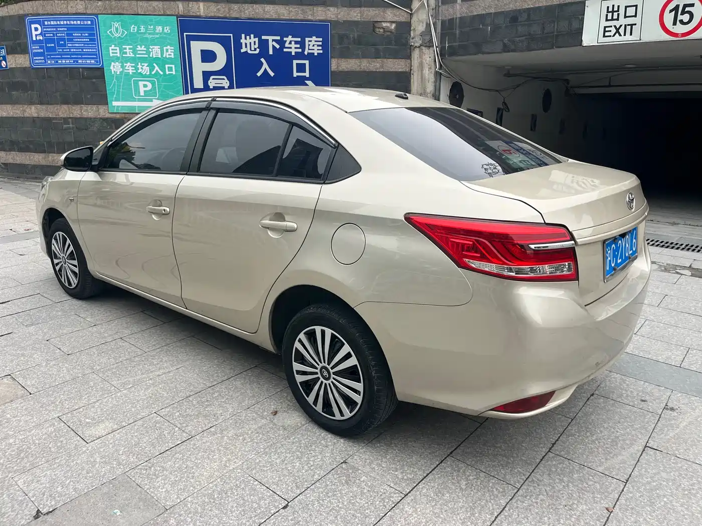 Toyota Vios 2017 1.5L CVT Pioneer фото 3