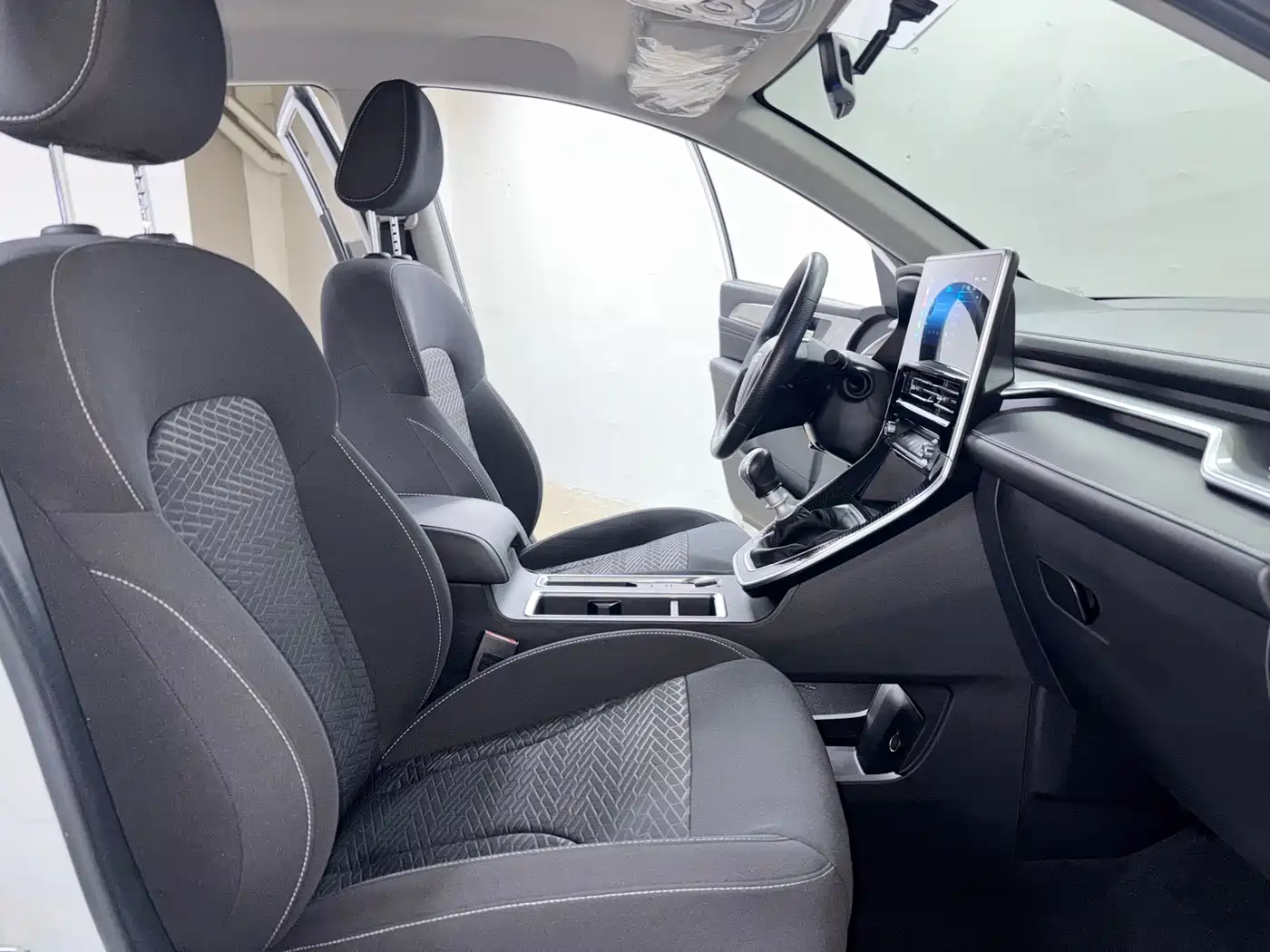 Haval M6 2023 PLUS 1.5T Manual Elite Smart Connect фото 8