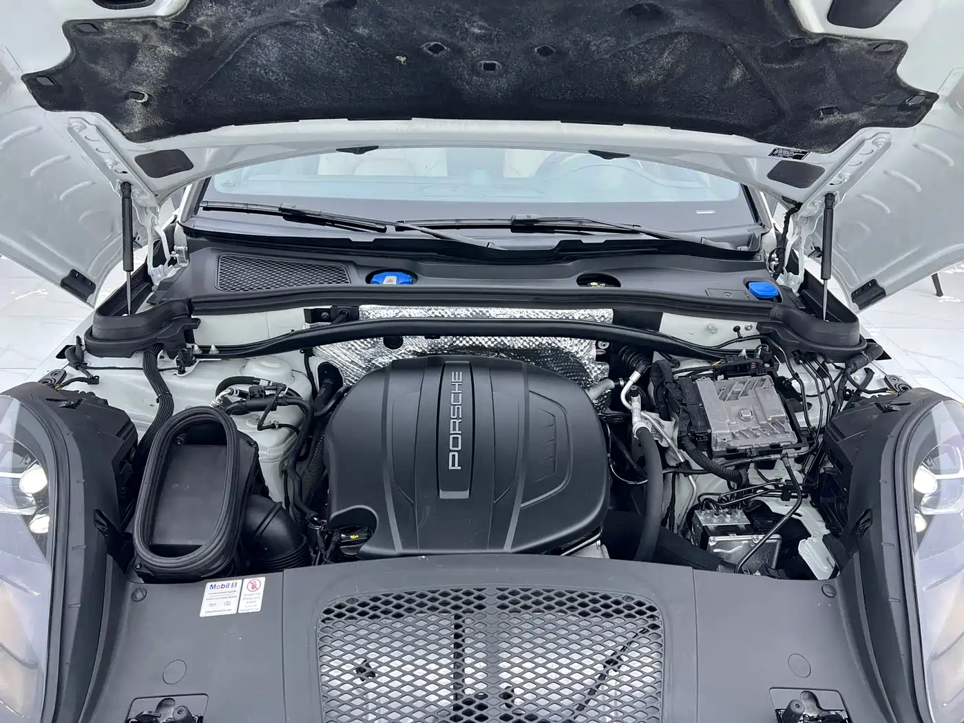 Porsche Macan 2018 Macan 2.0T фото 24