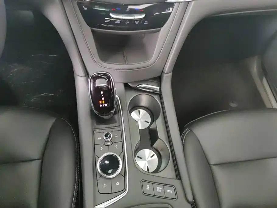 Cadillac XT5 2024 2023 2.0T 2WD Fashion Edition
