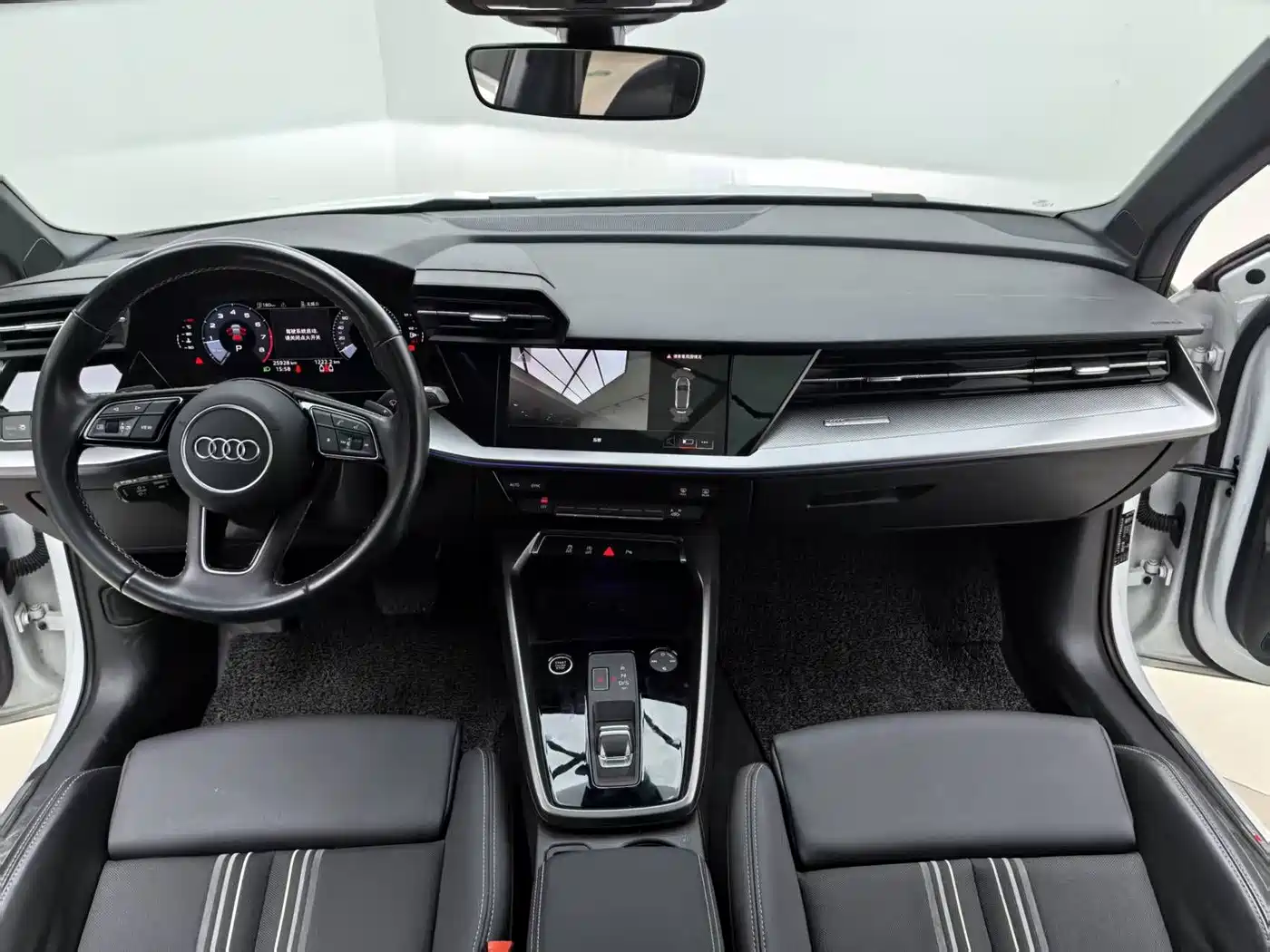 Audi A3 2024 Model Sportback 35 TFSI Fashion Sport фото 9