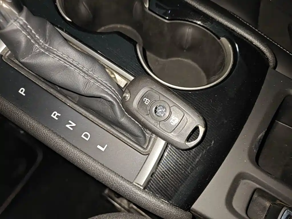 Photo 9 - Buick Verano