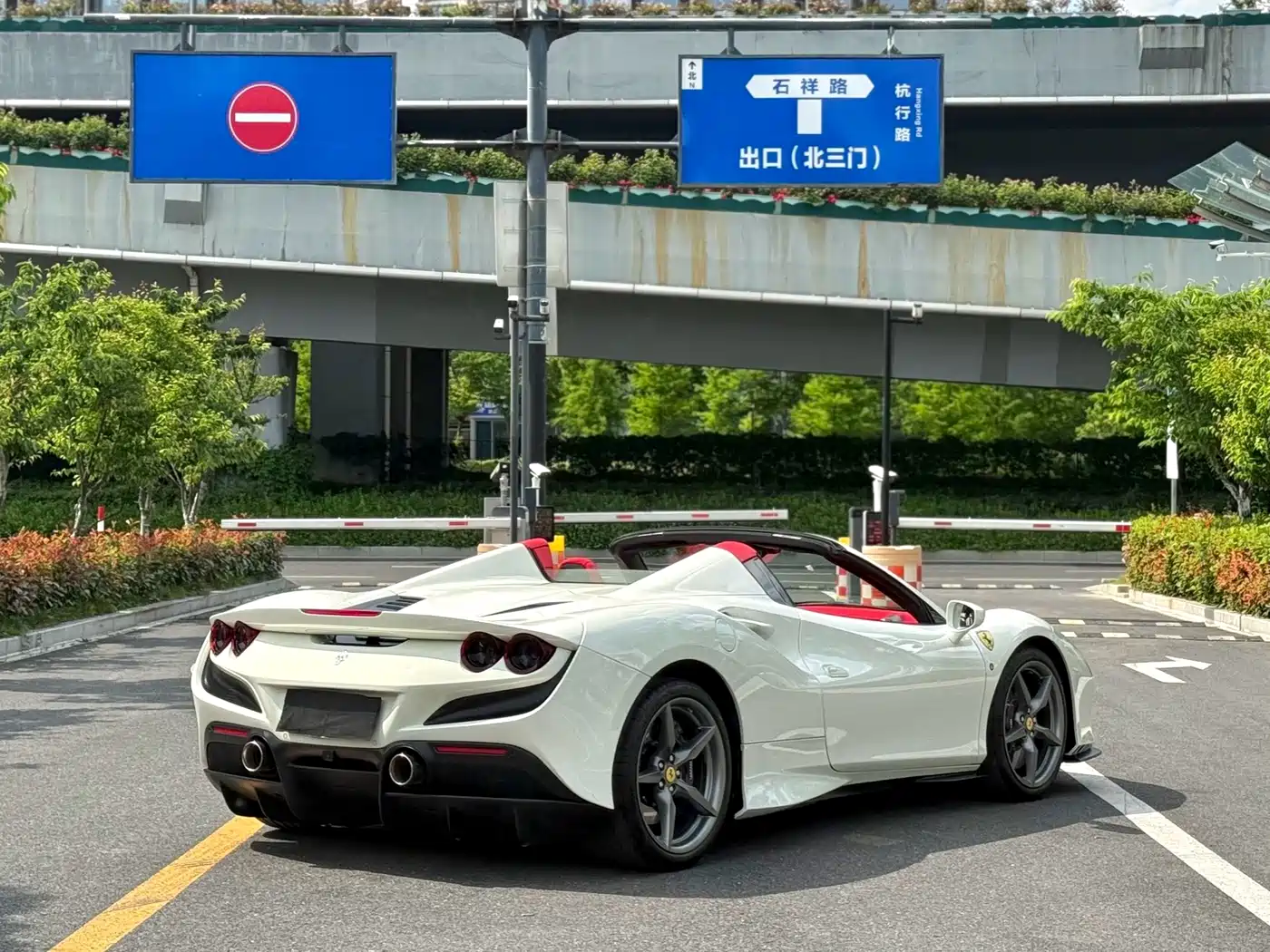Ferrari F8 2023 2020 Spider 3.9T V8
