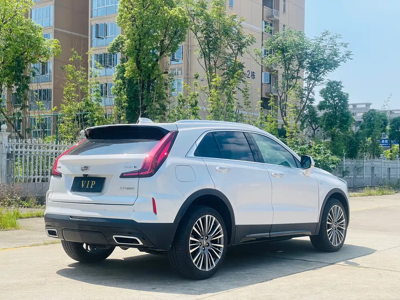 Cadillac XT4 2024 28T 2WD Premium фото 7