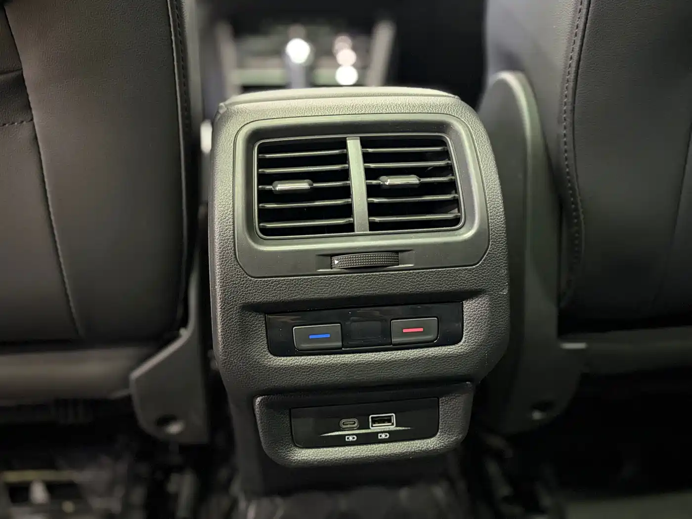 Volkswagen Touran 2021 Touran L 280TSI DSG Comfort Edition 7-seater фото 6