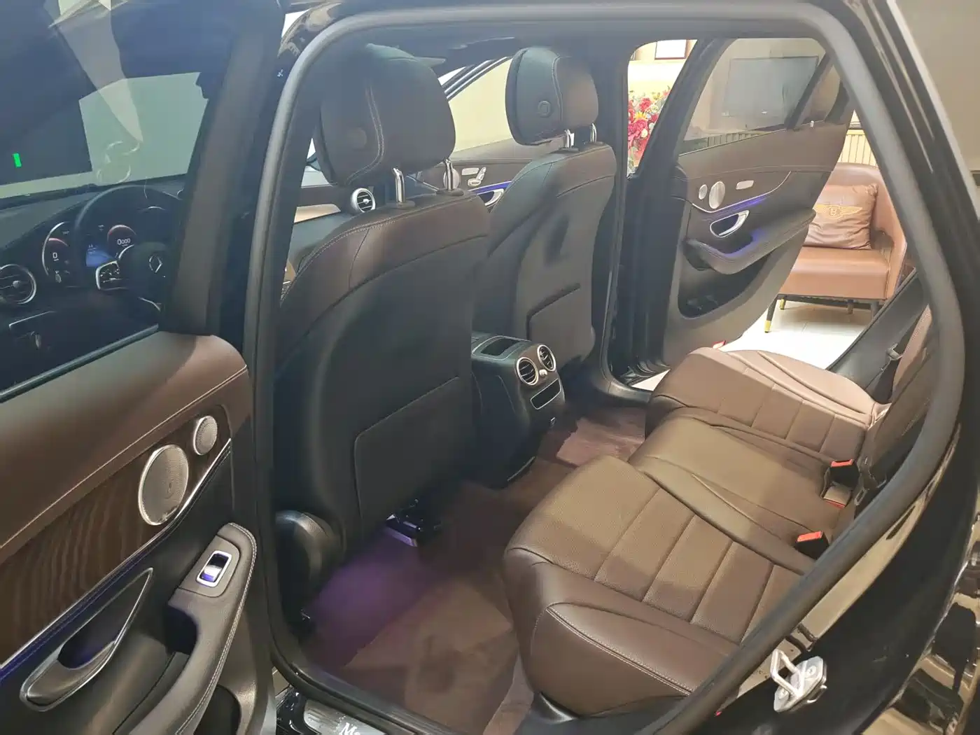 Mercedes-Benz GLC 2020 GLC 260 L 4MATIC Luxury фото 12