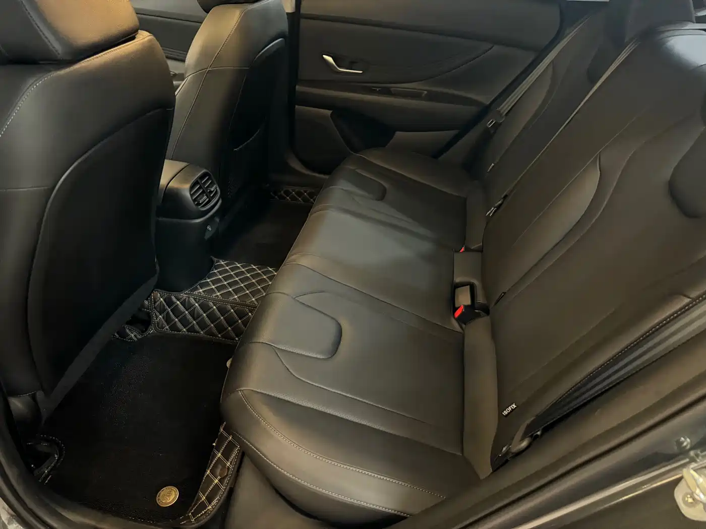 Hyundai Elantra 2023 1.5L CVT GLX Elite Edition фото 8