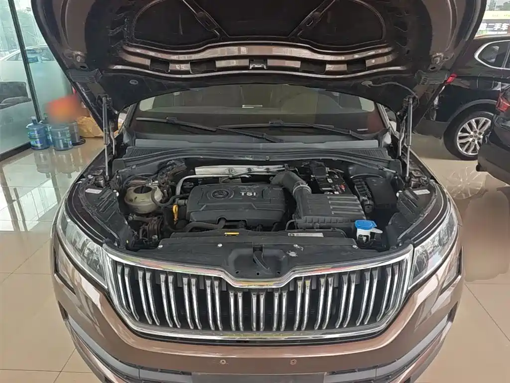 Škoda Kodiaq 2017 TSI330 5-seater 2WD Comfort Edition фото 20