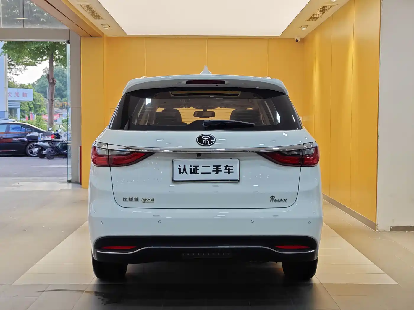 BYD Song MAX 2018 1.5T Automatic Smart Connected Premium 6-Seater фото 29