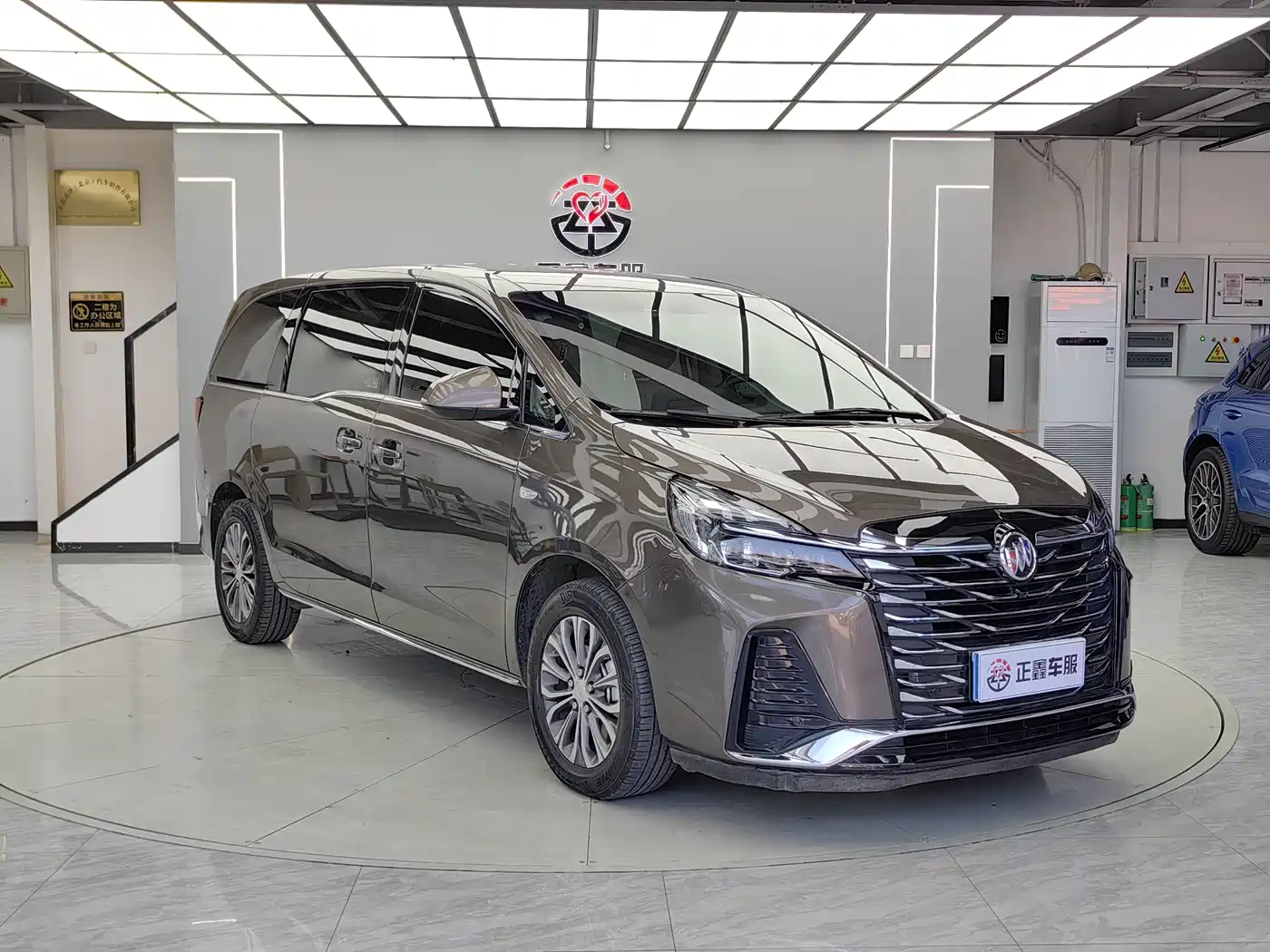 Buick GL8 2023 Model Land Business Class Smart фото 3