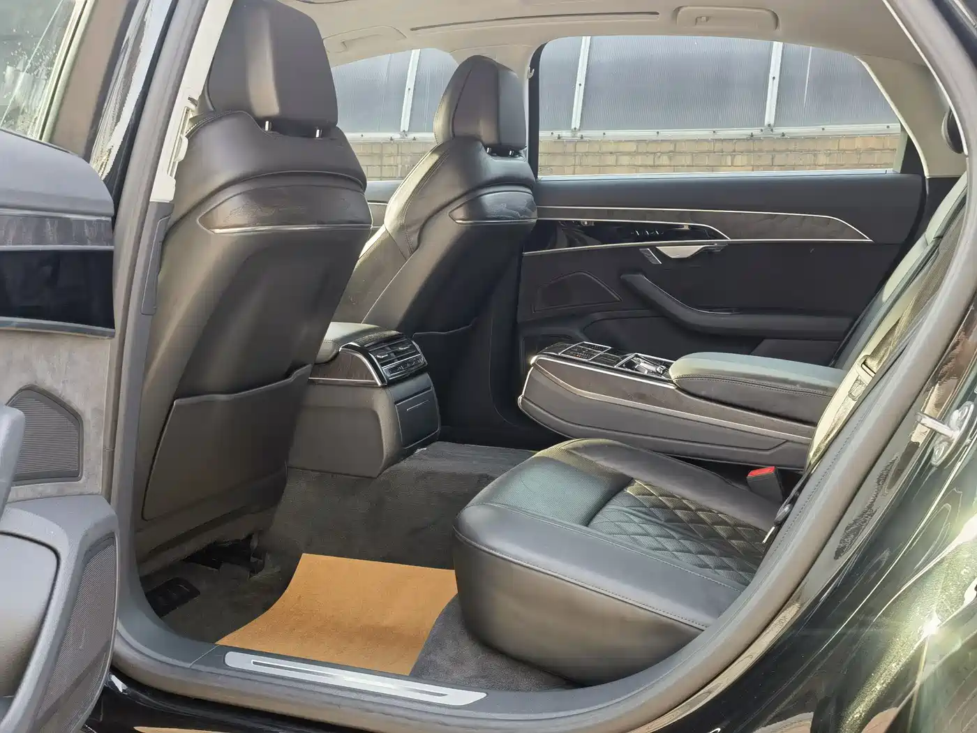 Audi A8 2021 A8L 50 TFSI quattro Comfort фото 9
